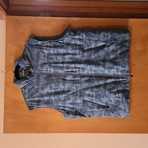 Mens Large Jonnie O Blue Camo Vest NWOT